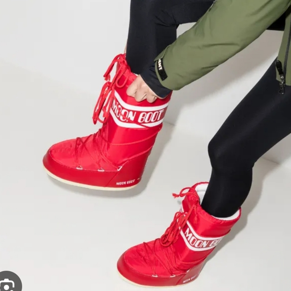Moon Boot Red Winter Snow Boot - Picture 2 of 16